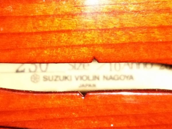 □SUZUKI スズキ バイオリン 230 Size 1/10 Anno 2005 キッズ用 分数サイズ 全長約40cm セミハードケース 等 付属品付 A-2-25 @100□_画像9