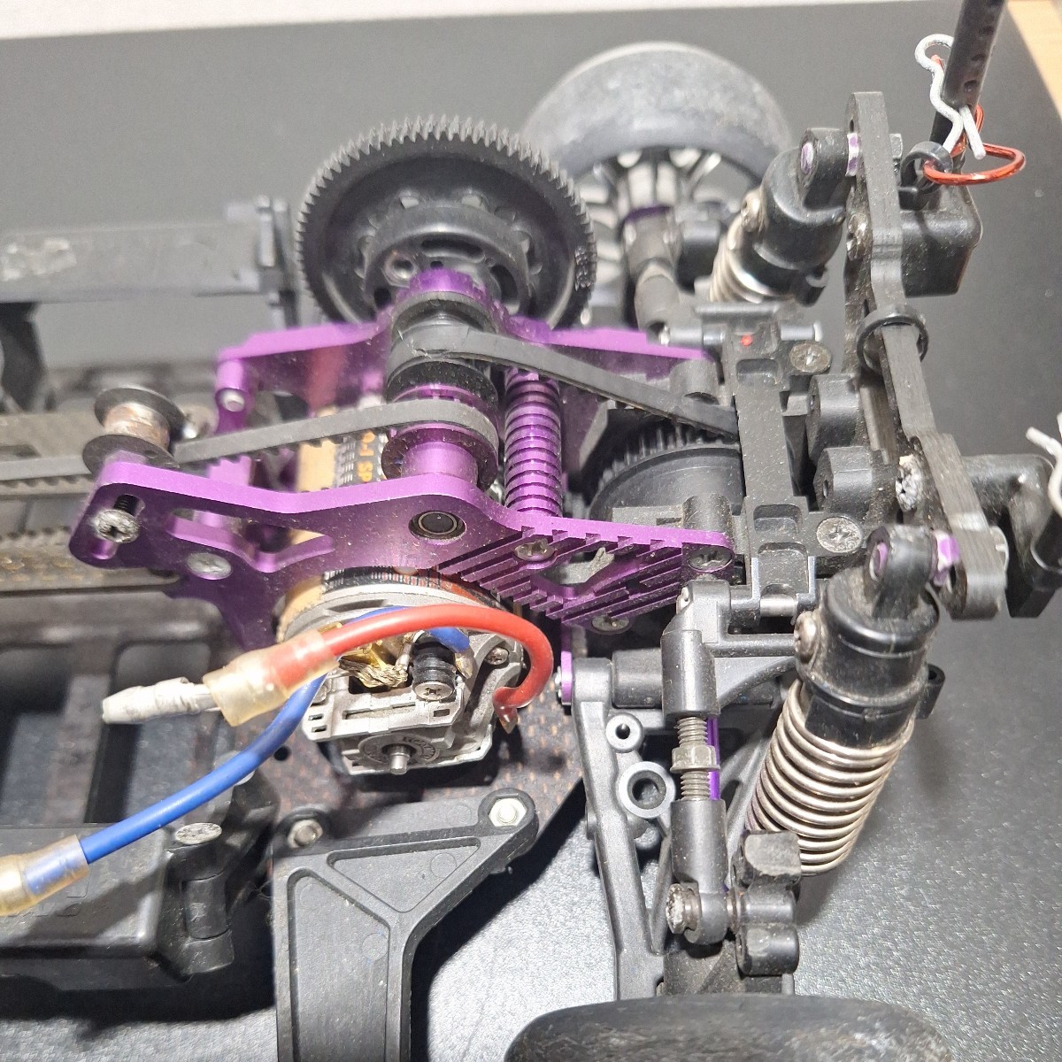 hpi racing 1/10 RS4 カーボンシャーシ　中古　ジャンク扱い、ドリフト、ラジコン_画像5