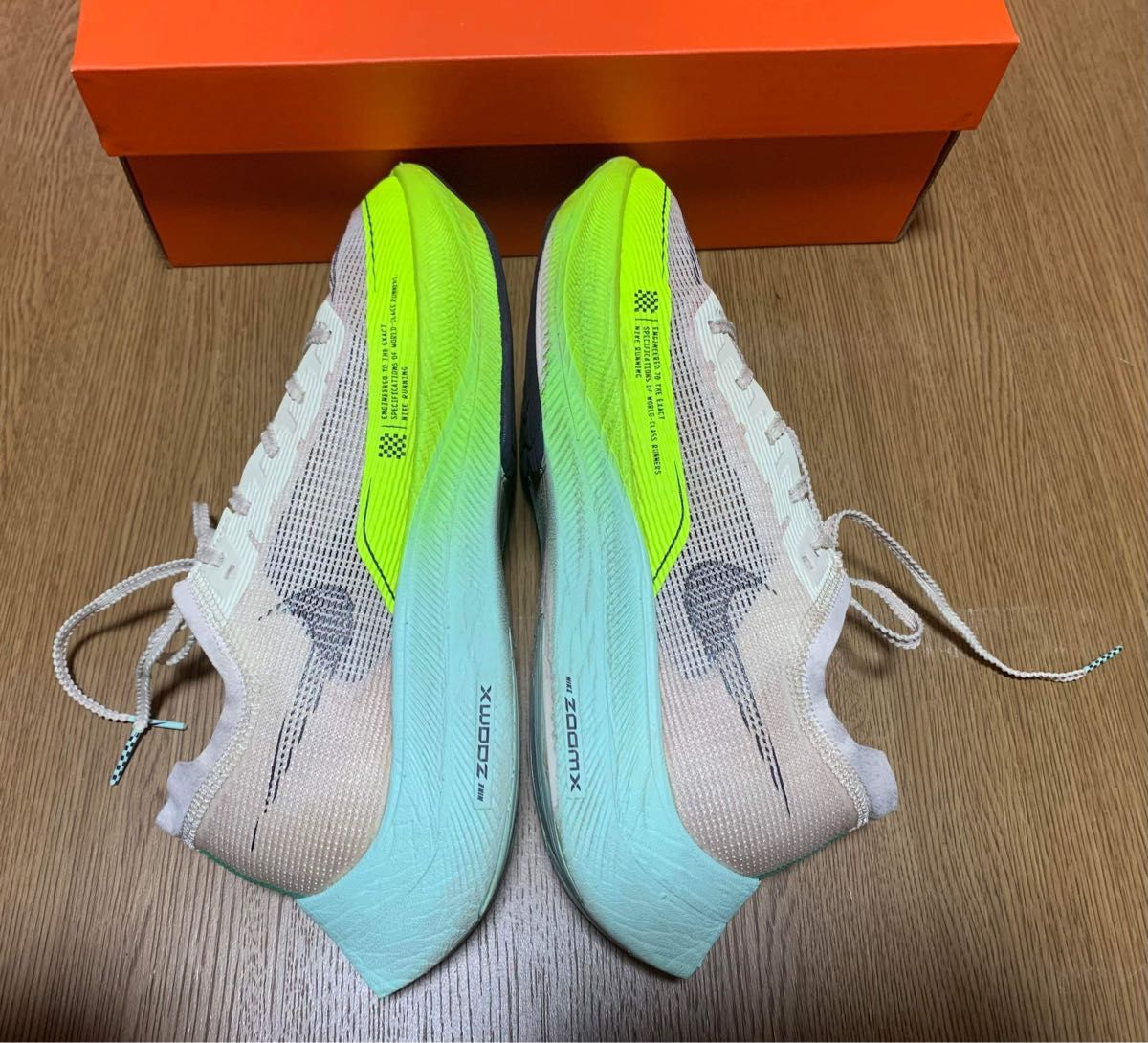 ナイキ ズームX ヴェイパーフライネクスト%2 25,5cm ランニング NIKE ナイキ ズームX ヴェイパーフライネクスト%2 25,5cm ランニング NIKE