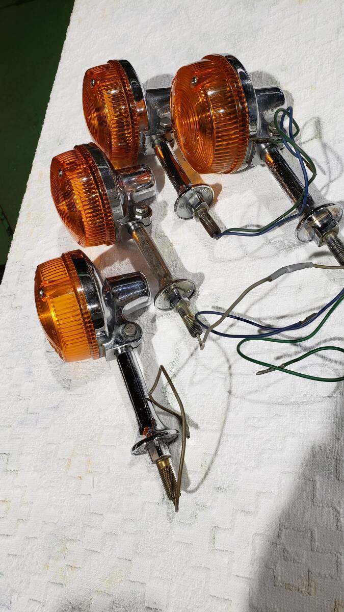 カワサキZ1.Z2.Z750F.D1.純正ウィンカー カワサキZ1.Z2.Z750F.D1.純正ウィンカー