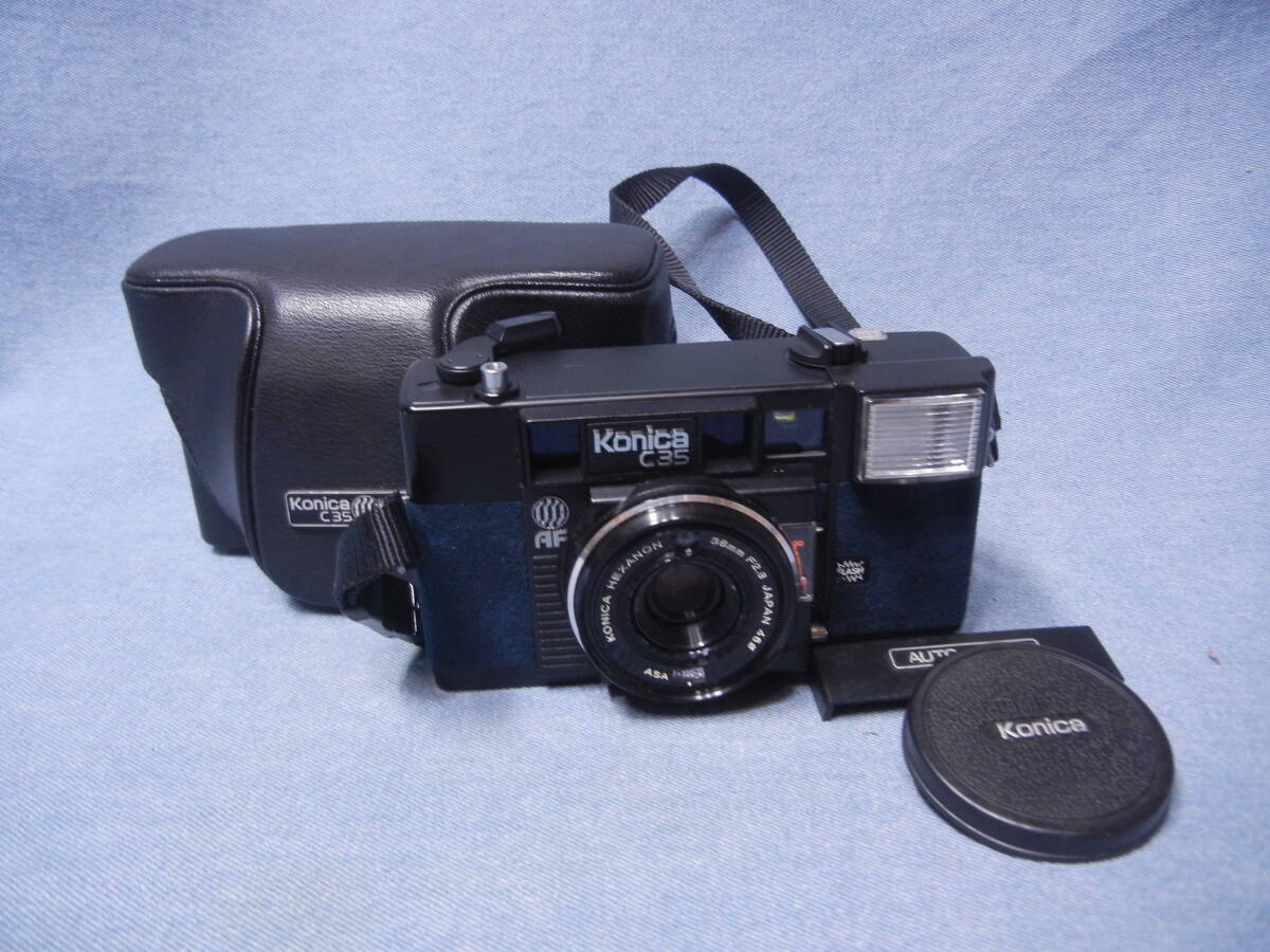 Konicaコニカ C35 AF ブラック　フィルムカメラ レンズ：Konica　Hexanon　38mm F2.8　シャター作動。_画像1