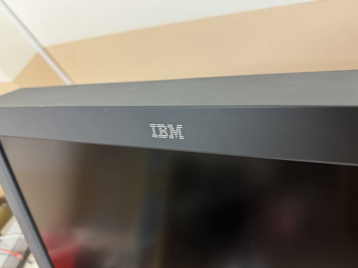 ＊超レア品＊【上良品】伝説的なIBM T221 トップモデル 9503-DGP　　22.2インチ TFT液晶モニター 3840 x 2400 QUXGA-W_画像8