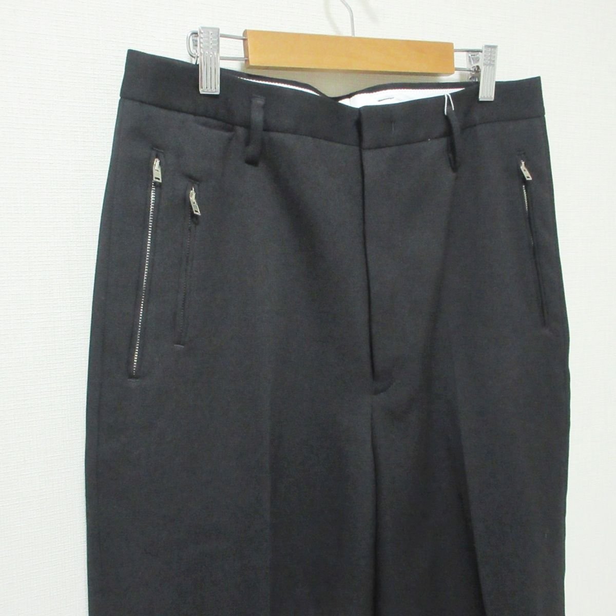 新品 未使用 22AW HED MAYNER ヘドメイナーSTIRRUP TROUSERS トラウザース プリーテッドパンツ スラックス L ブラック 014_画像4