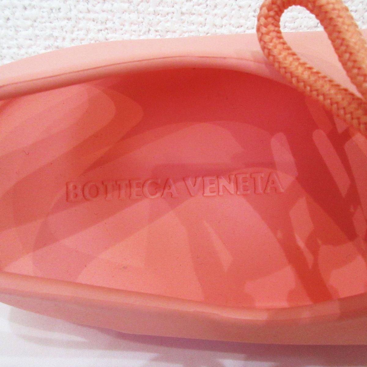 美品 BOTTEGA VENETA ボッテガヴェネタ ラバー レースアップ ジェリーサンダル サイズ37 約23.5cm ピンク_画像4