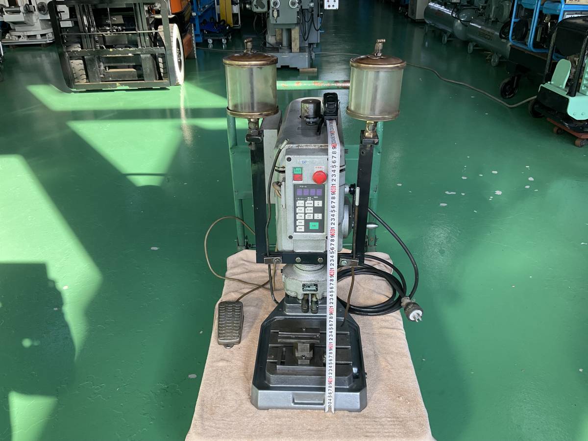 30000円 ブラザーHi-Tap ボール盤 BT61-511 No111707 200V 30000円 ブラザーHi-Tap ボール盤 BT61-511 No111707 200V