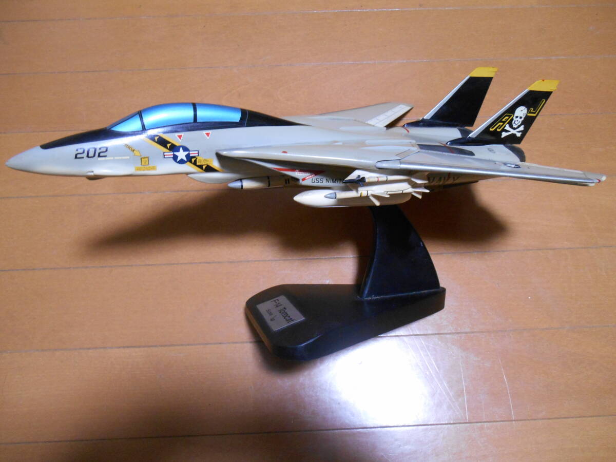 1/48 米海軍　F-14トムキャット 　ソリッドモデル　樹脂製？_画像3