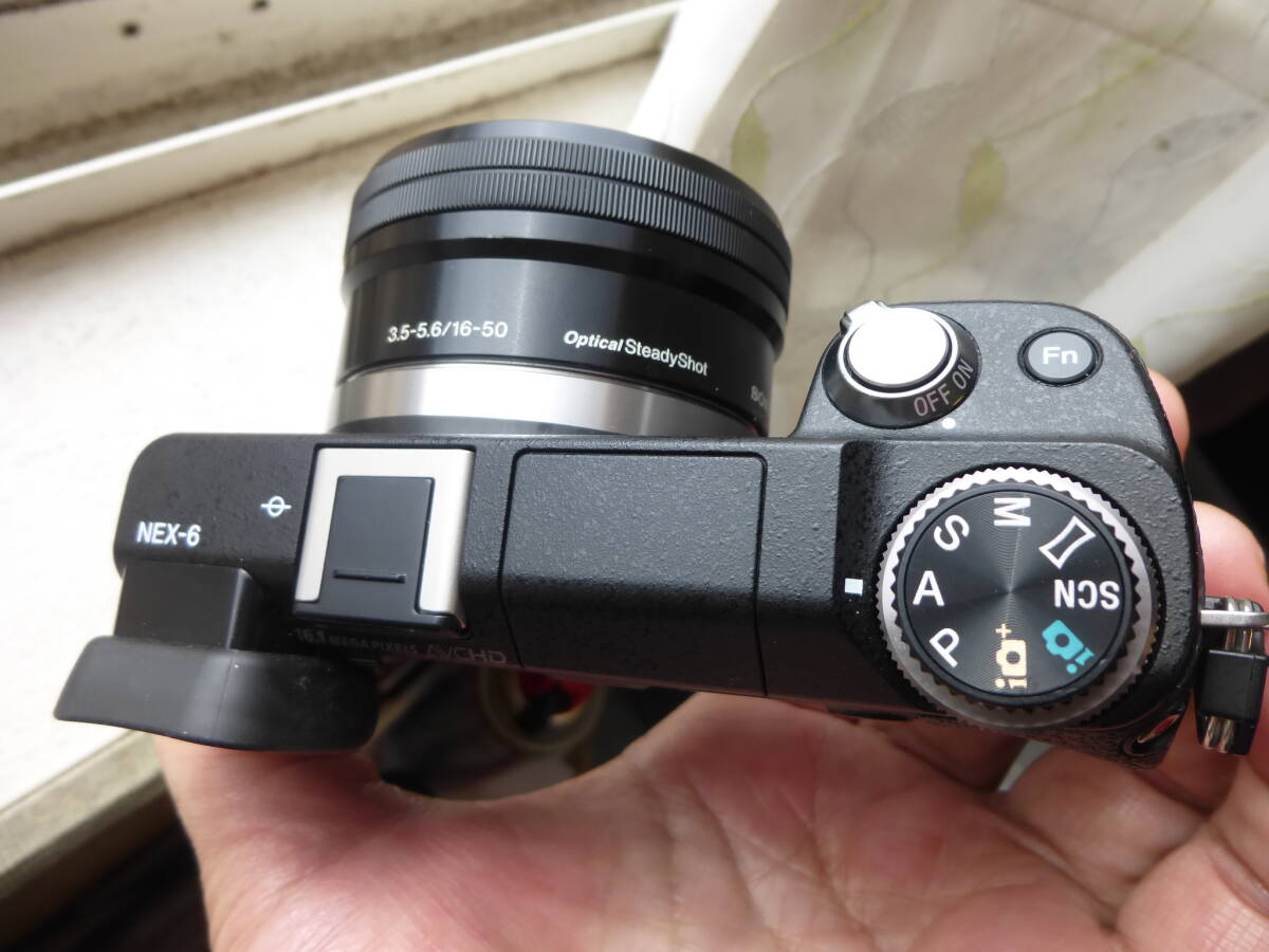 SONY NEX-6 レンズセット・E16-50mm 元箱付き・作動品_画像3