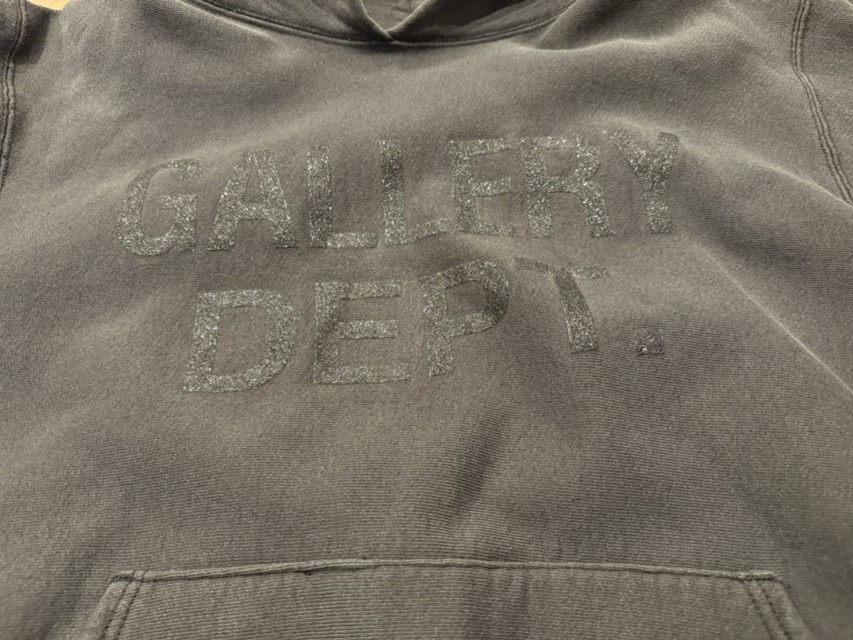 GALLERY DEPTセンターロゴ パーカー チャコール ブラック ギャラリーデプト Center Logo hoodie フェード スミクロ_画像2