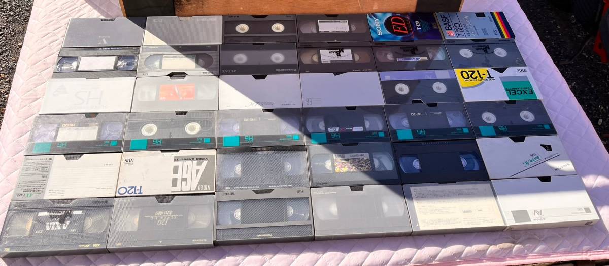 VHS １０９本 ビデオテープ の画像1
