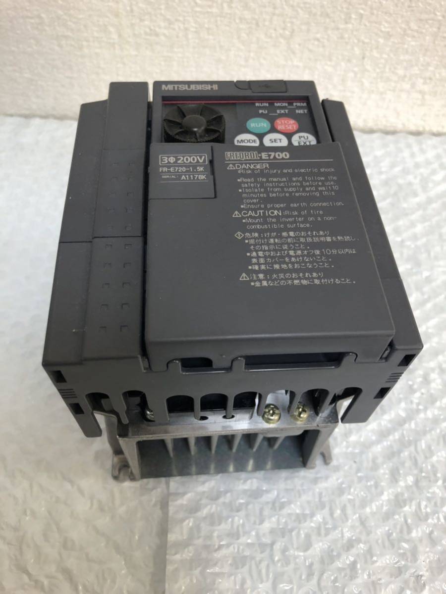 中古美品三菱電機 MITSUBISHI インバーター FR-E720-1.5K動作保証3/4　A-1-B_画像1