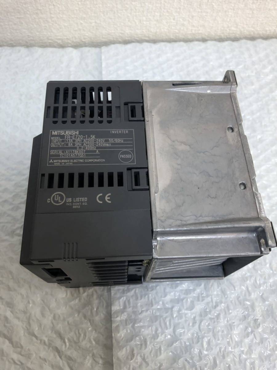 中古美品三菱電機 MITSUBISHI インバーター FR-E720-1.5K動作保証3/4　A-1-B_画像6