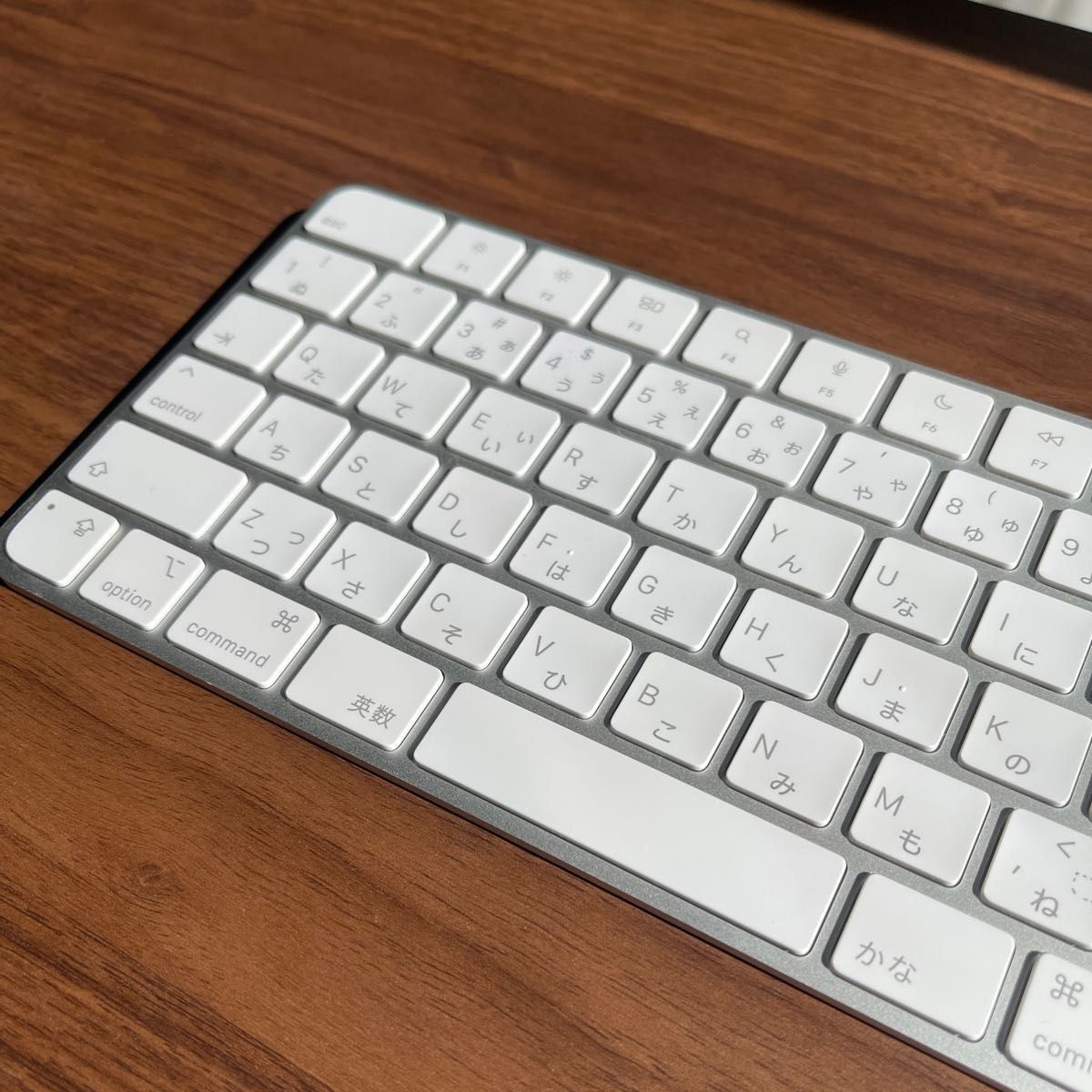 ★必読　Apple Magic Keyboard 日本語 JIS シルバー MK2A3J/A マジックキーボード