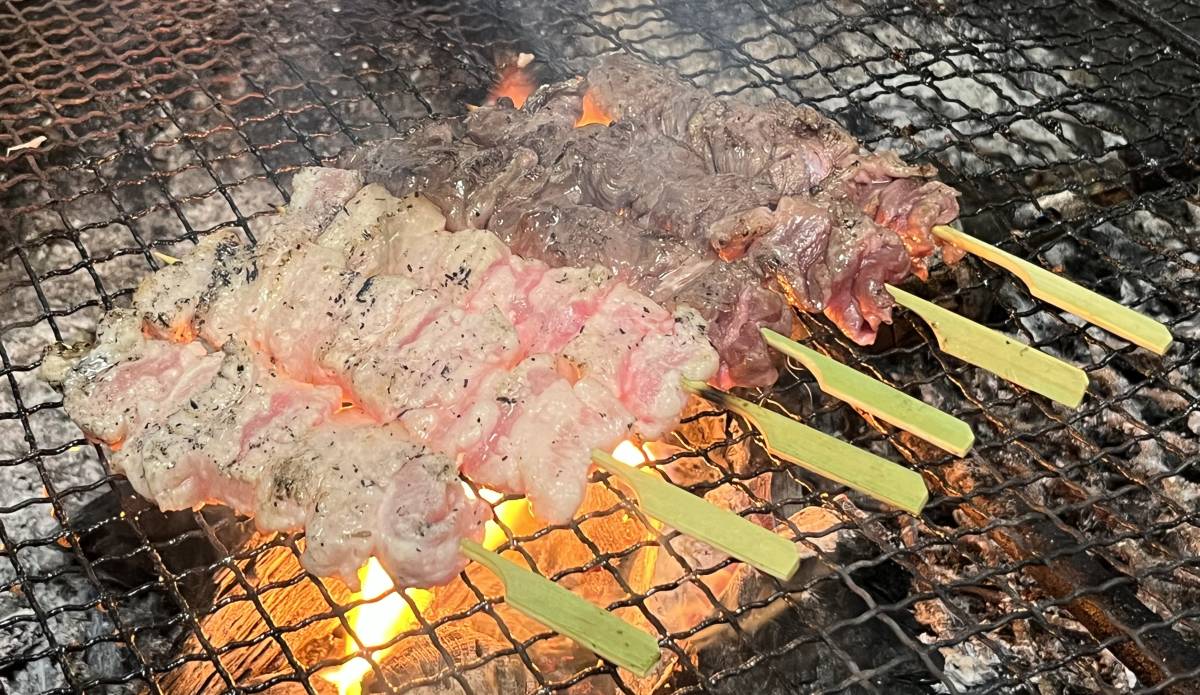 肉屋発！牛サガリ串・トントロ串　セット　１５００g　３０本　牛サガリ　トントロ　串　業務用　同日落札で同梱可能　 １円_画像2