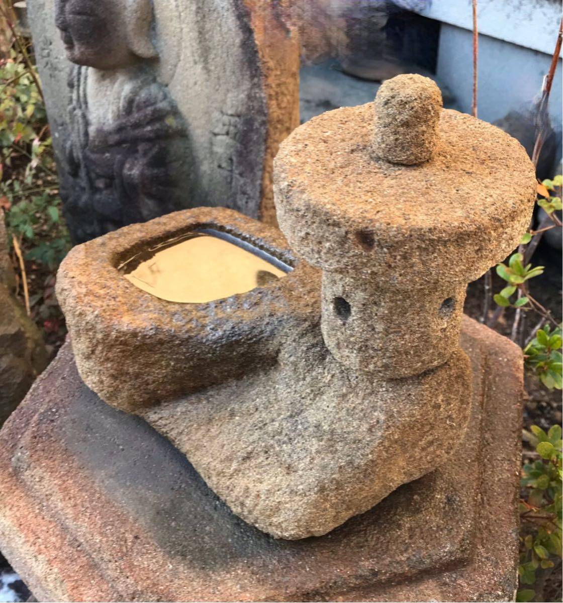  old .. miscellaneous goods gardening objet d'art [ natural nature stone light .*.. included attaching stone light .* mountain light .*.] tea garden . landscape shop on tool garden material tool tsubo garden water pot stone . other 