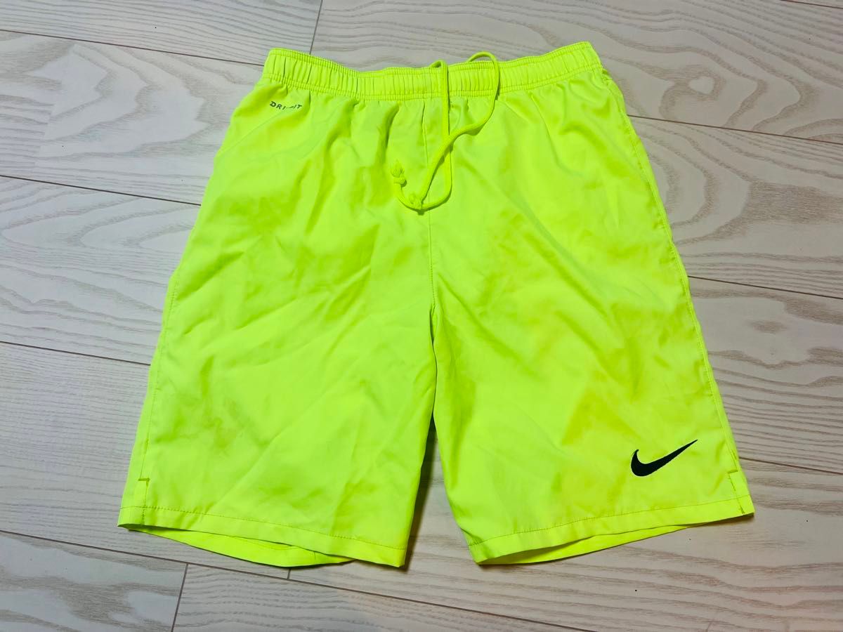 NIKE ユニフォーム ハーフパンツ 150 160 蛍光イエロー 短パン NIKE ユニフォーム ハーフパンツ 150 160 蛍光イエロー 短パン