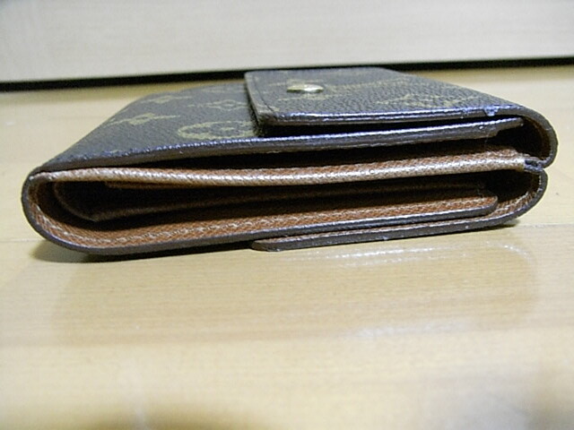 LOUIS VUITTON ルイヴィトン 3つ折り財布(茶 約110ｘ105mm)の画像3