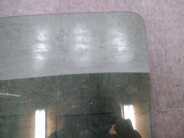 バモス HM1 平成14年/H14年 純正 左フロントドアガラス（R3KH-2878）の画像3