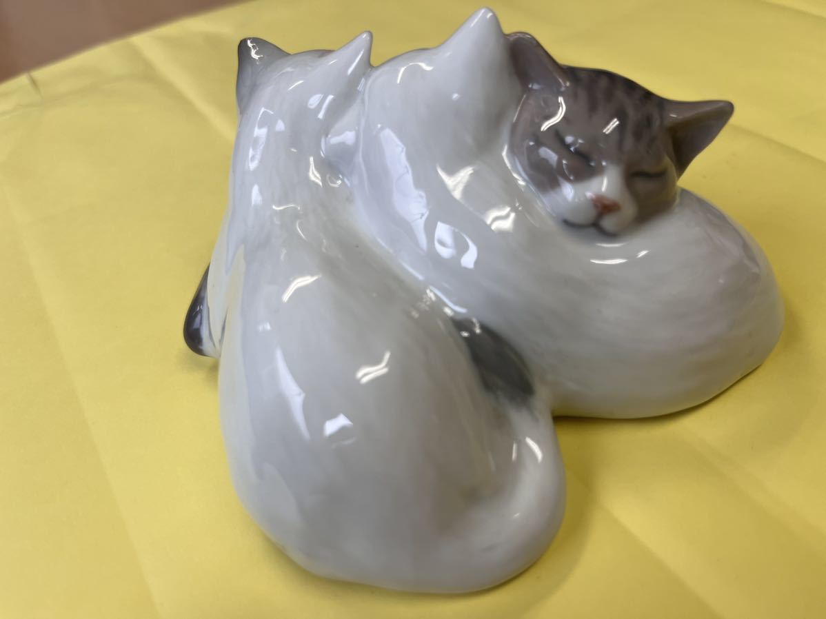 ROYAL COPENHAGEN ロイヤルコペンハーゲン 3匹の眠り猫 ネコ 陶器 置物 オブジェ インテリア 雑貨 猫の置物の画像4