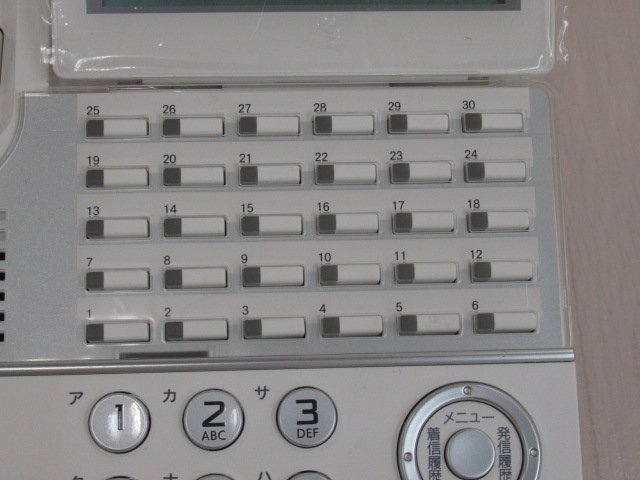 ΩZV3 625 o 保証有 Saxa TD820(W) サクサ PLATIAⅡ 30ボタン標準電話機 20年製 5台セット 綺麗・祝10000！取引突破!!_画像4