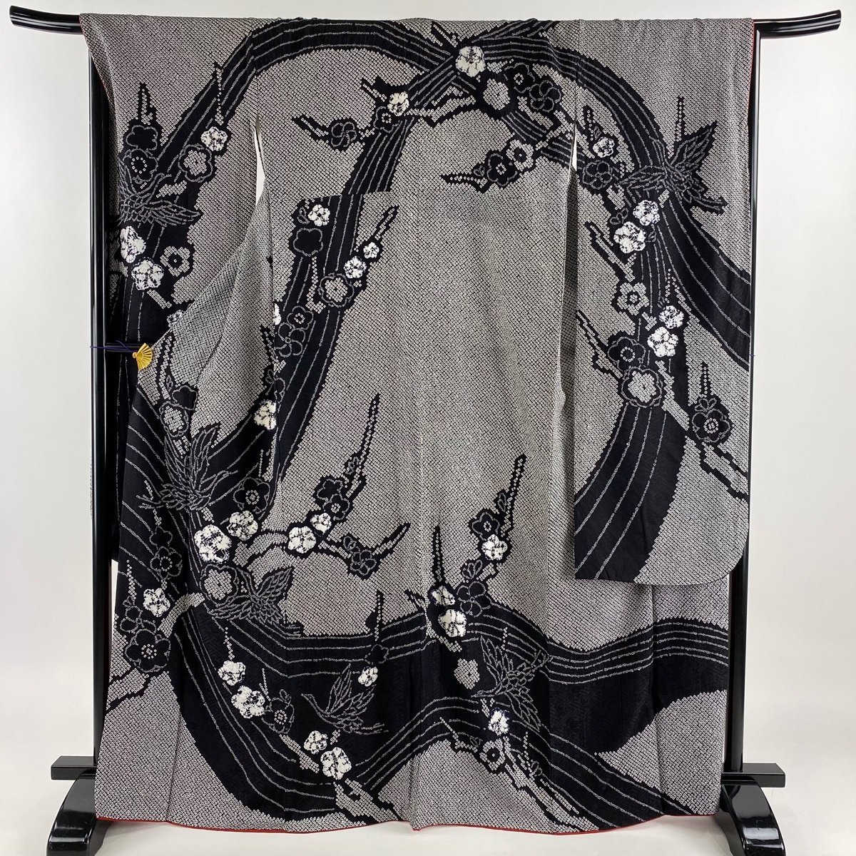 振袖 身丈165.5cm 裄丈68cm L 袷 鳥 枝梅 総絞り 黒 正絹 美品 逸品 【中古】