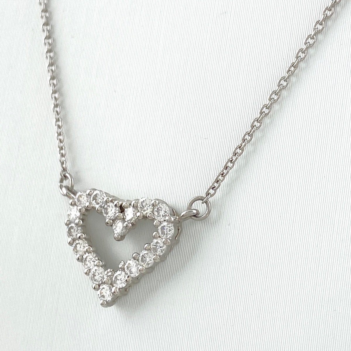 【ご予約品】 8593円 ハートモチーフ デザインネックレス プラチナ ペンダント ダイヤモンド