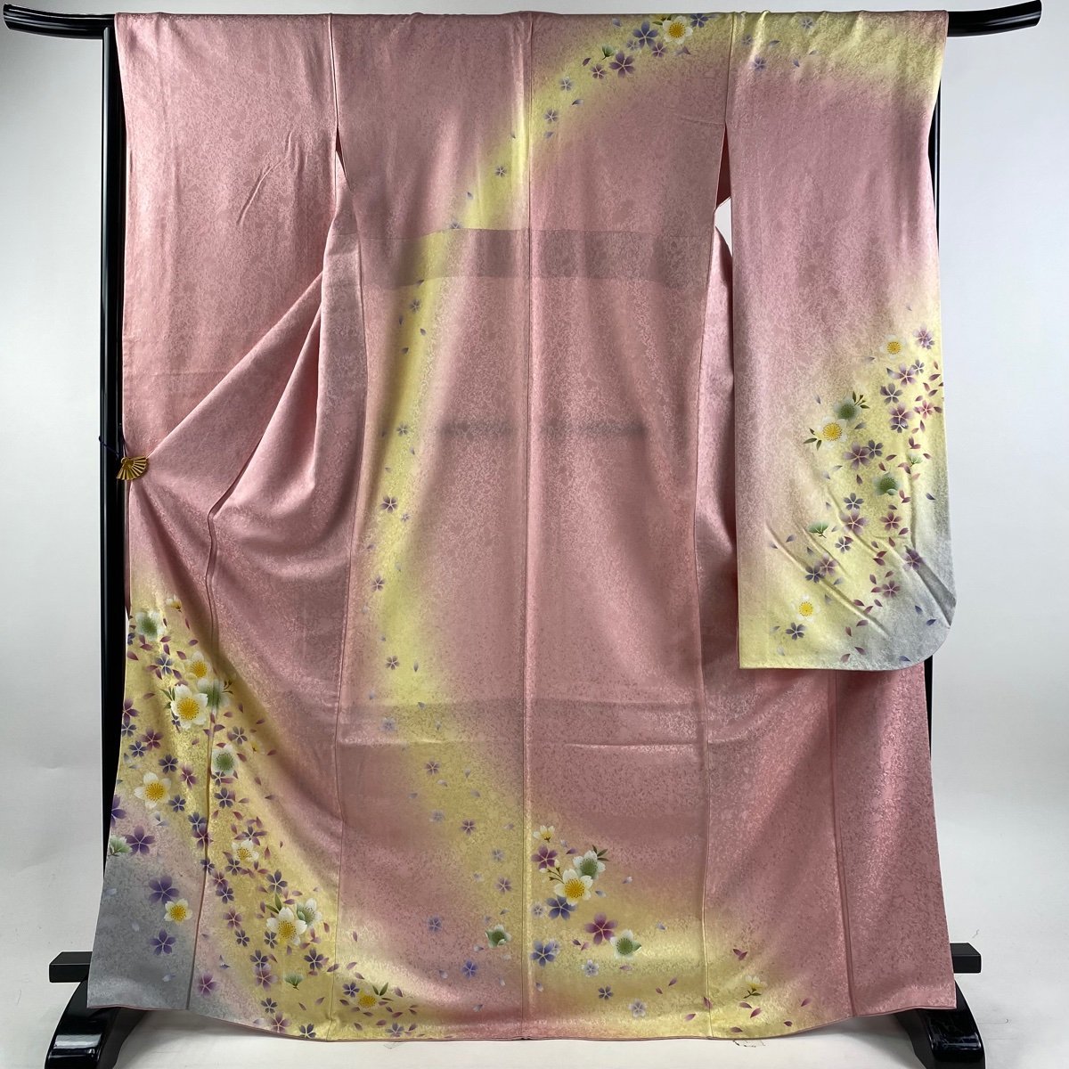 振袖 身丈171cm 裄丈67cm M 袷 桜 花弁 染分け ピンク 正絹 名品 【中古】