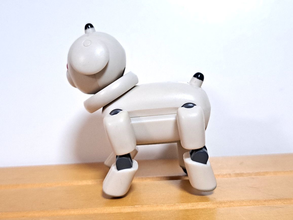 3代目AIBO（ERS-310）　ラッテ：アイボリー　ミニフィギュア　現状品　⑰_画像2