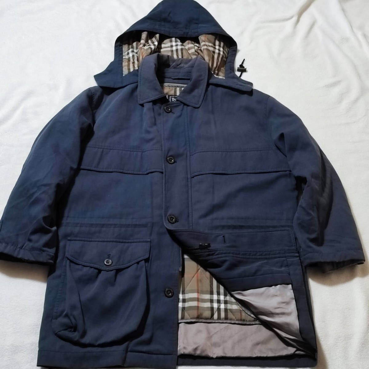 美品 XL~XXL バーバリー ノバチェック BURBERRY ジャケット ブルゾン パーカー コットンライナー付 中綿 メンズ 大きいサイズ 春 希少色_画像2