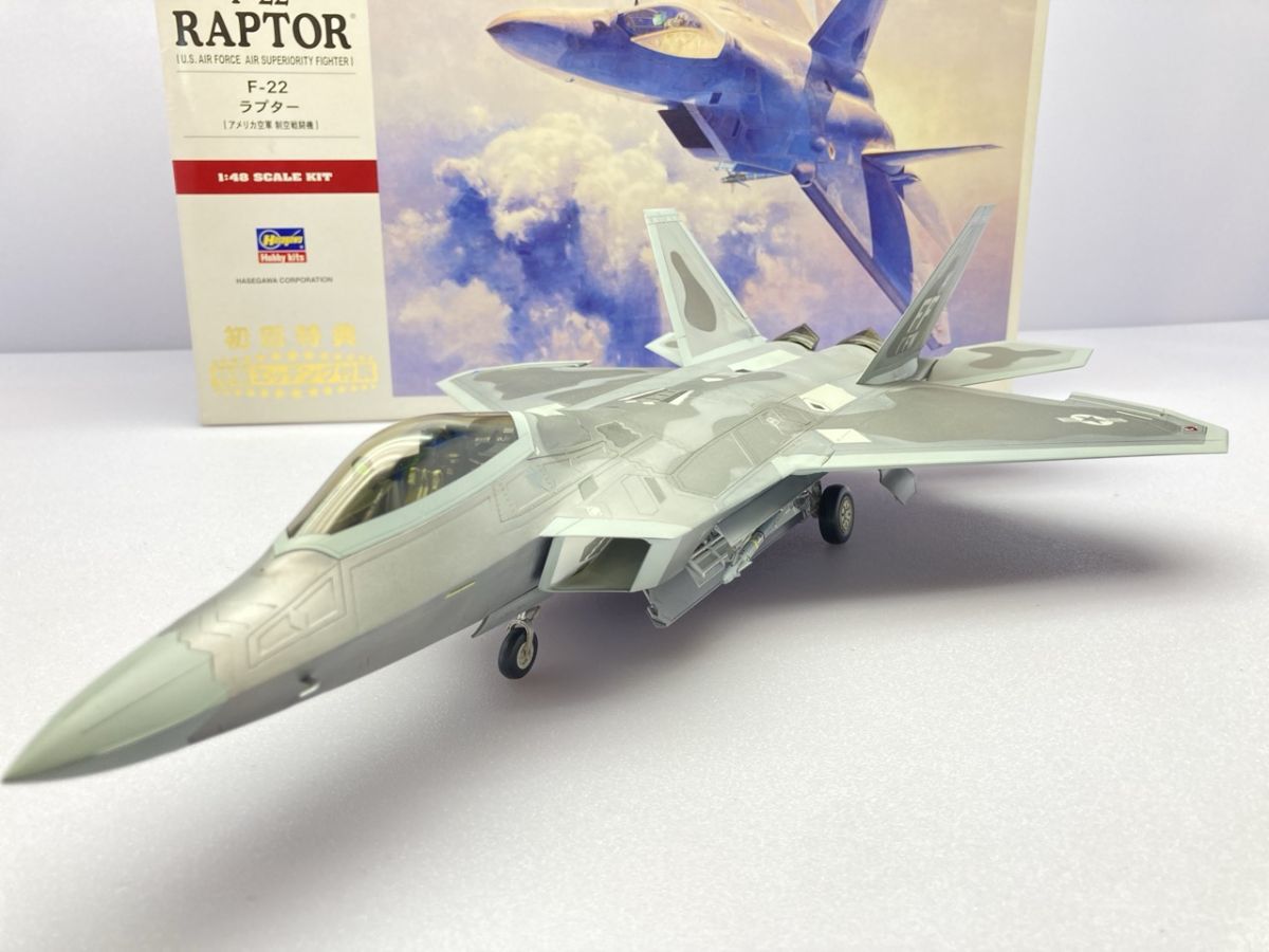 Yahoo!オークション - ハセガワ 1/48 F-22 ラプター 塗装済み Yahoo!オークション - ハセガワ 1/48 F-22 ラプター 塗装済み