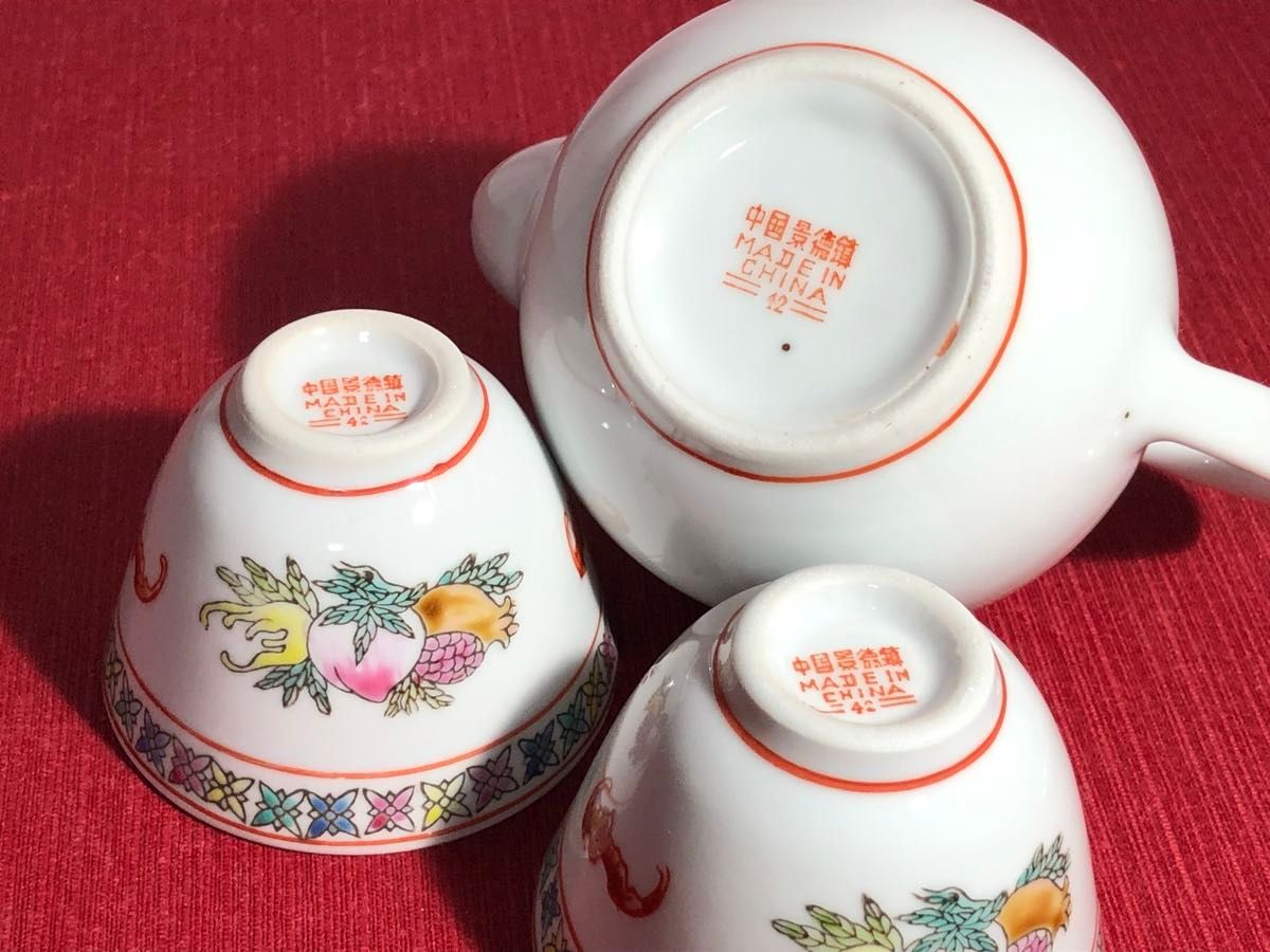 中国景徳鎮 茶器セット 急須 湯呑み茶碗 茶杯 桃 未使用 中国景徳鎮 茶器セット 急須 湯呑み茶碗 茶杯 桃 未使用