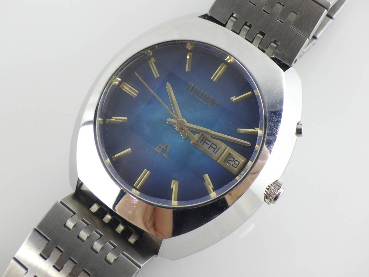 デッドストック 美品 オリエント F429-22860 ORIENT 稼働品 AT/自動巻 青文字盤 デイデイト カットガラス ステンレス メンズ腕時計 時計 95