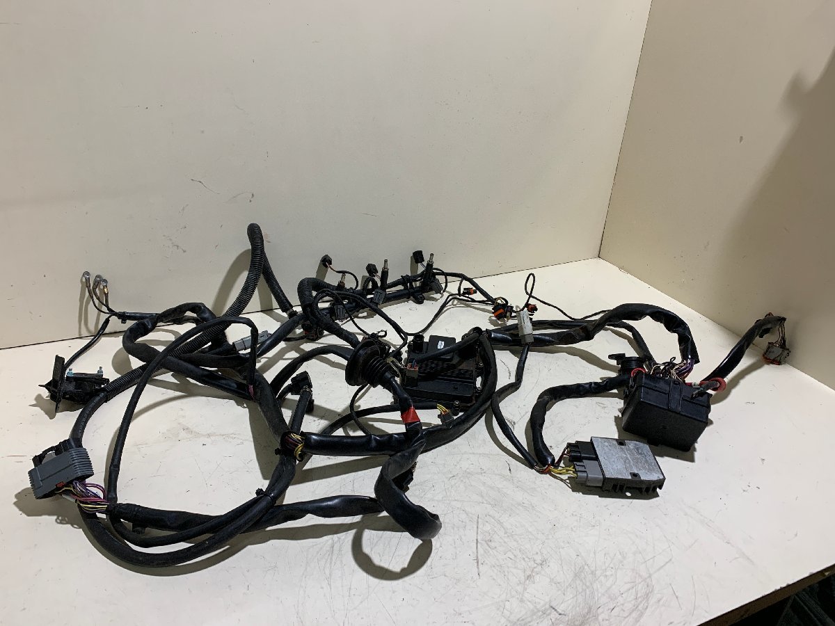 シードゥ GTX 260 IS メインハーネス 動作未確認 レギュレータ シードゥ GTX 260 IS メインハーネス 動作未確認 レギュレータ