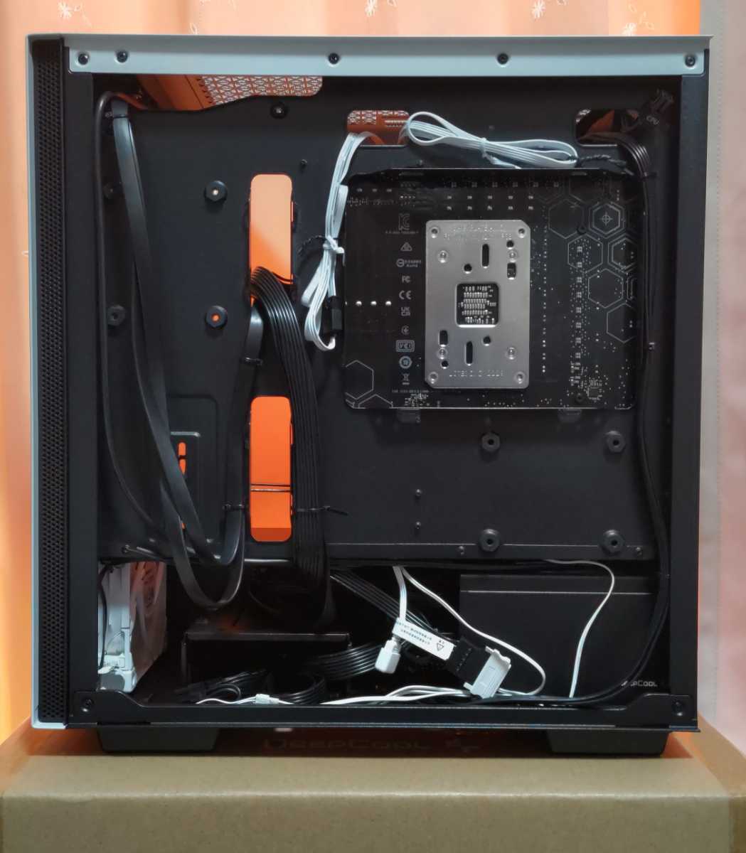 【グラボ無し】自作PC　Ryzen5 7600X　TUF B650M-PLUS　ゲーミングPCのカスタムベース_画像5