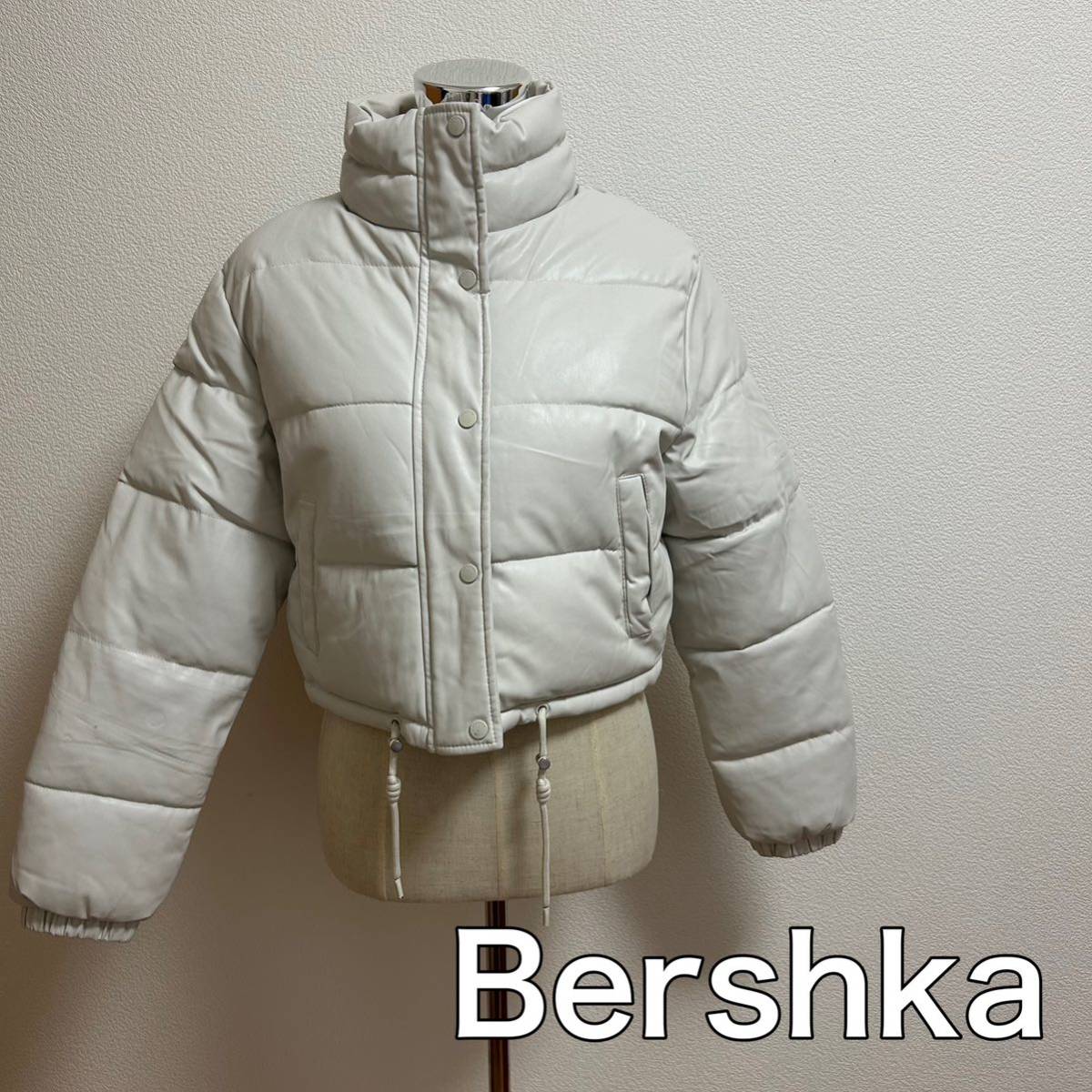 送料無料 匿名配送 Bershka ショート丈ジャケット アウター ベルシュカ_画像1