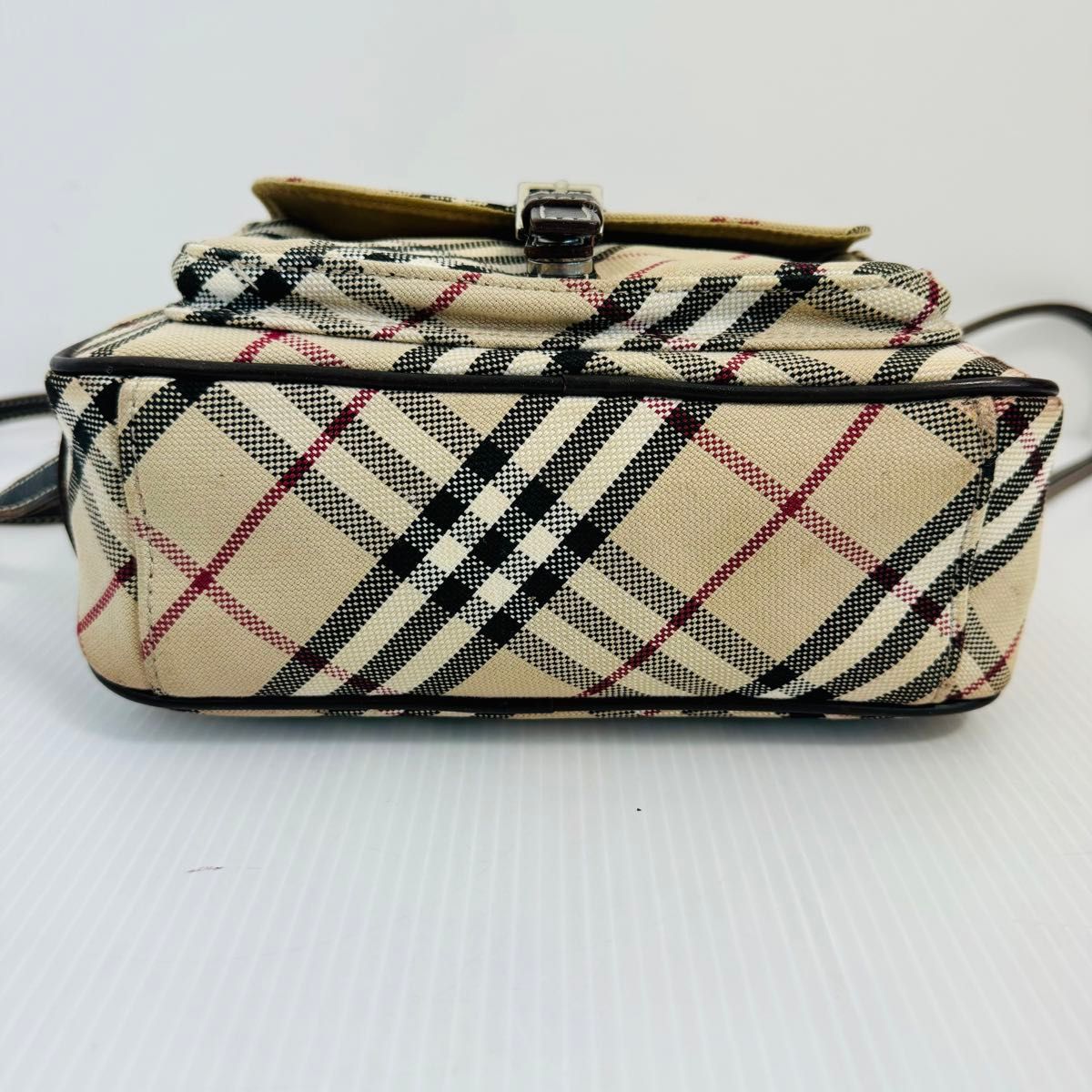 【美品】バーバリーブルーレーベル　キャンバス　ショルダーバッグ　ノバチェック BURBERRY BLUE LABEL ベージュ