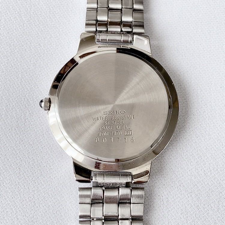 SEIKO #V701-7A70メンズクォーツ腕時計　稼動品　