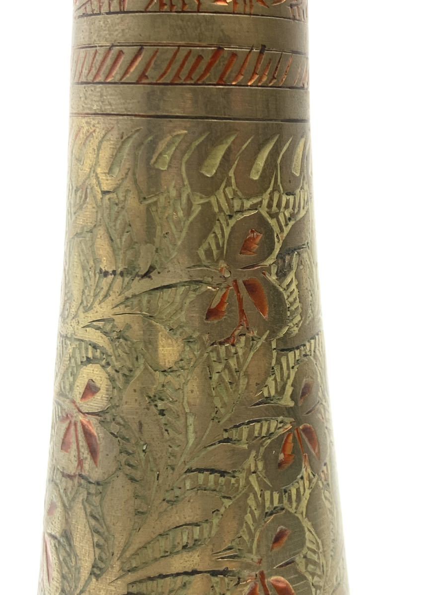 MOZOハブ MOZO HUB 手作りの洗練された長い真鍮の花瓶 MOZO HUB Hand Crafted Sleek and Long Brass Flower Vase ● インド_画像5