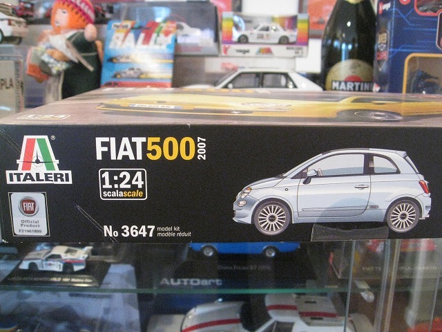 即決可★本国販売品イタレリ1/24☆FIAT500 2007 Newチンク プラモデル☆_画像4