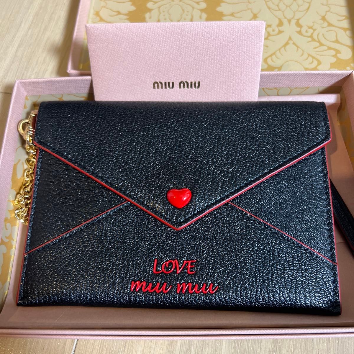 ミュウミュウ　miumiu マドラスラブ　 長財布 財布　ミニ財布　カード入れ　ポーチ