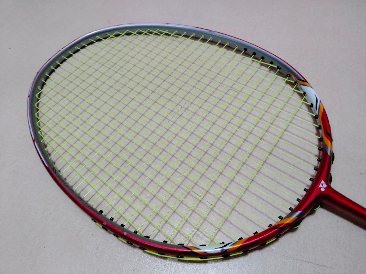 YONEX NANORAY 250 バドミントンラケット_画像4