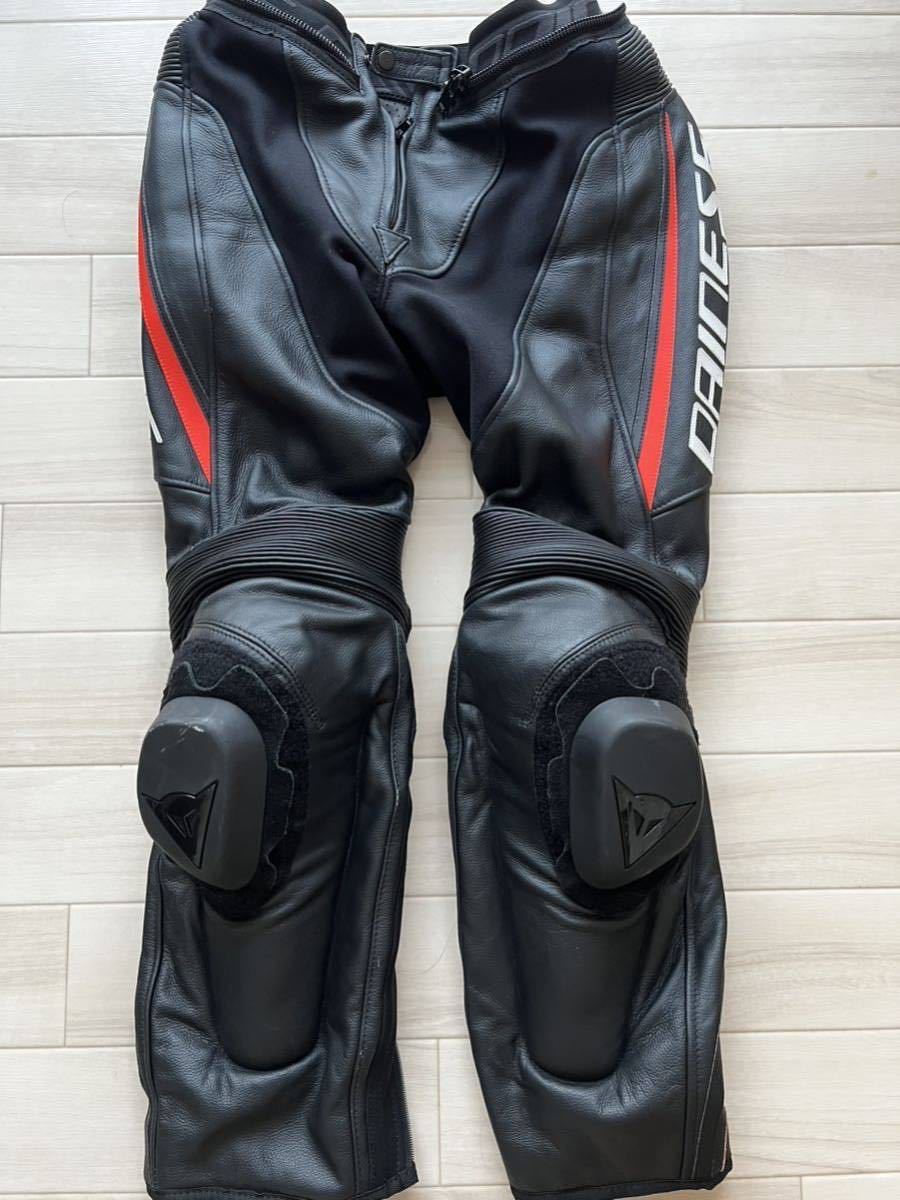 美品　Dainese AVROD2 セパレートツナギ　上下サイズ46 革ツナギ ダイネーゼ レーシングスーツ DAINESE ツナギ レザースーツ_画像4