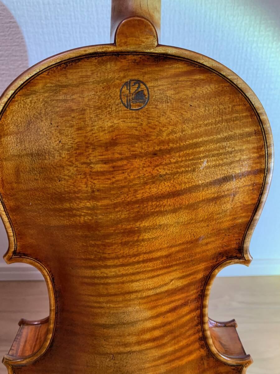 古い4/4バイオリン　虎杢　裏板一枚板_画像5