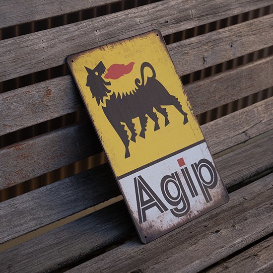 【ブリキ看板】Agip アジップ エンジンオイル 車 イタリア レトロ風 インテリア 店舗 カフェ 壁飾り 20cm×30㎝（送料無料！）_画像1