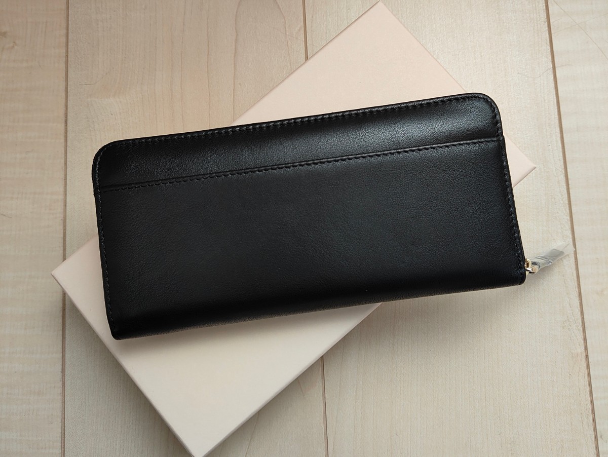 新品 未使用 ポール&ジョー PAUL&JOE くま 長財布 ウォレット 新品 未使用 ポール&ジョー PAUL&JOE くま 長財布 ウォレット