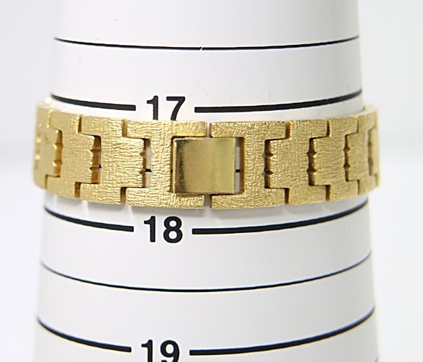 K2w22 wristwatch Hari Corinne FINEGOLD 999.9 quarts K2w22 wristwatch Hari Corinne FINEGOLD 999.9 quarts