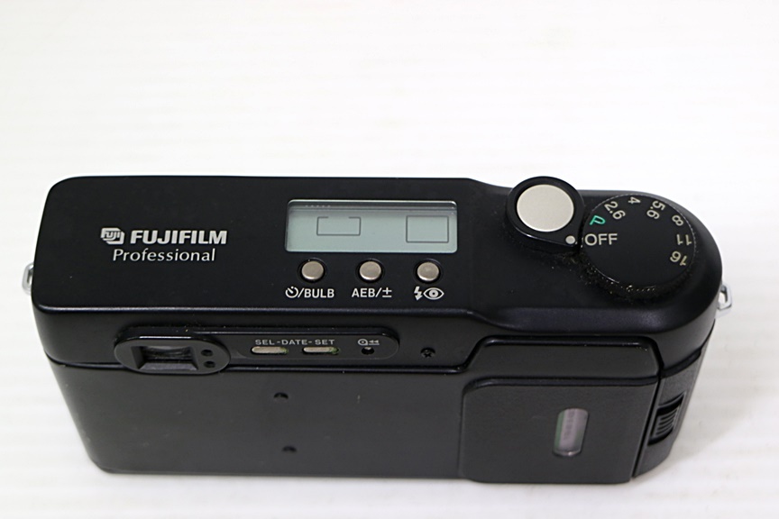 G1w153 Fujifilm Klasse Professional フィルムカメラ 通電○ その他動作未確認 60サイズ_画像2