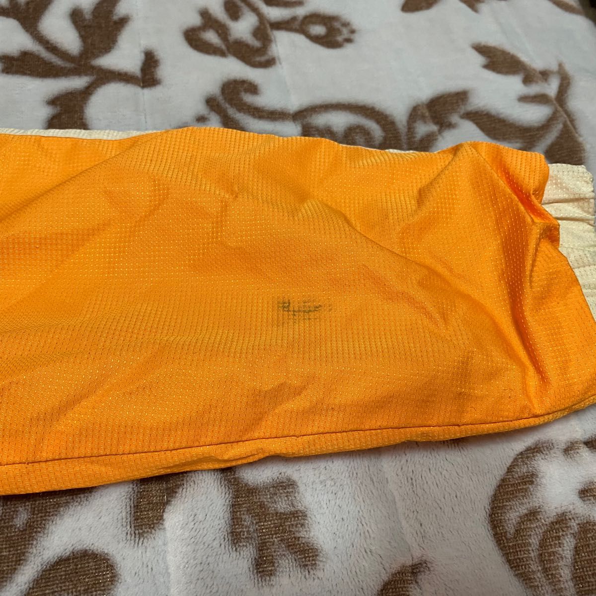 アディダス　ジュニア　100  110サイズ　オレンジ　 ウインドブレーカー　 ジャケット