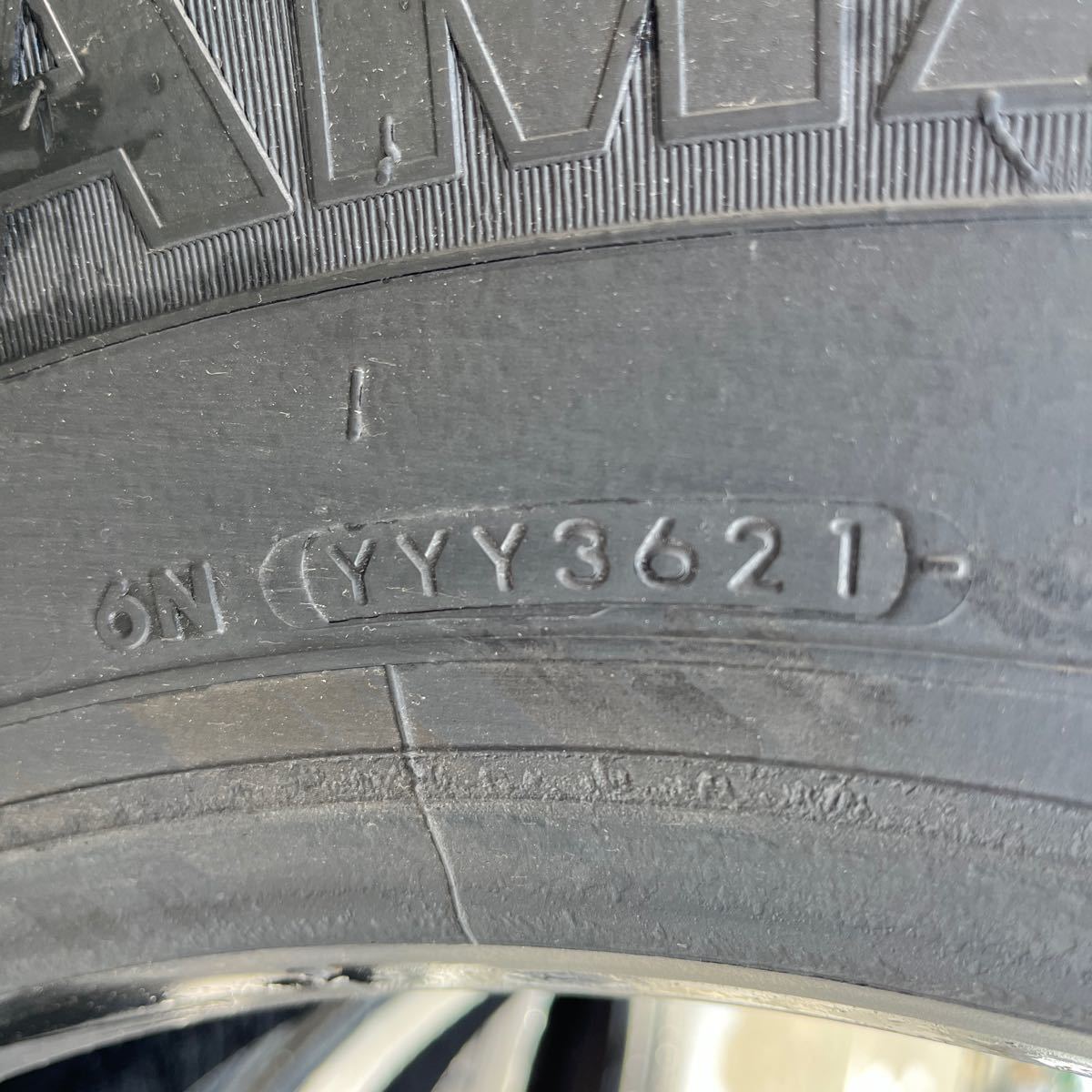 275/80R22.5 再生　中古　ほぼ新品　M919　 激安美品　2本セット：40000円_画像3