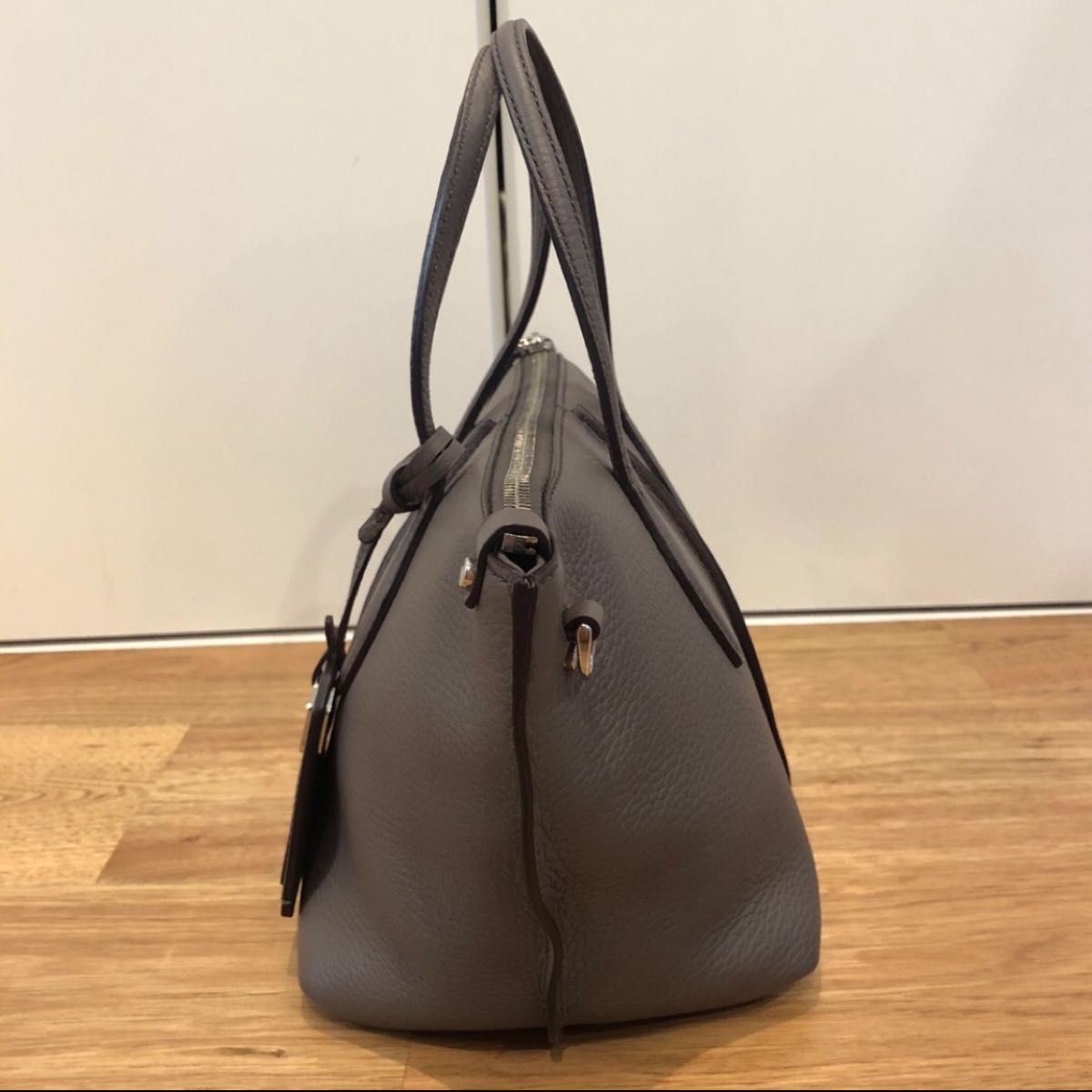 TOD'S トッズ ジョイ レザートートバッグミニ 2way グレージュ TOD'S トッズ ジョイ レザートートバッグミニ 2way グレージュ