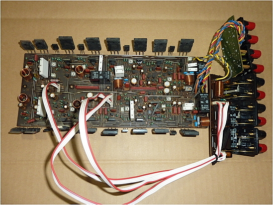 自作用 高出力7チャンネル パワーアンプ基板 パワートランジスタ多数 高級AVアンプから取り外し品 1円スタート_画像1